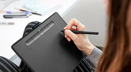 WACOM Intuos M Bluetooth - Schwarz